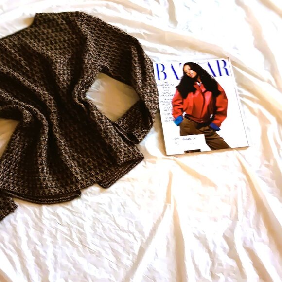 DARK GOLD, BLACK, BROWN CARDIGAN SWEATER W/SHELL BUTTONS, COTTON BLEND. SM, MED - Picture 2 of 5